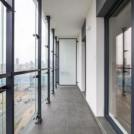 Center Studio With View By Ecru * Varsovia